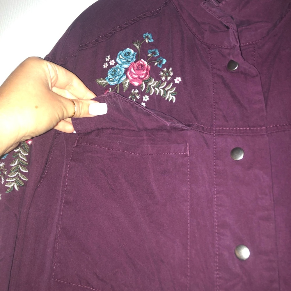 Women’s Utility Jacket - Picture 4 of 8